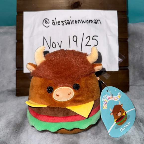 BNWT: 5” Dunkie Squishmallow - Picture 1 of 9